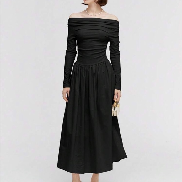 Black off the shoulder drop waist 2024 viral trend contrast midi dress - Picture 2 of 7